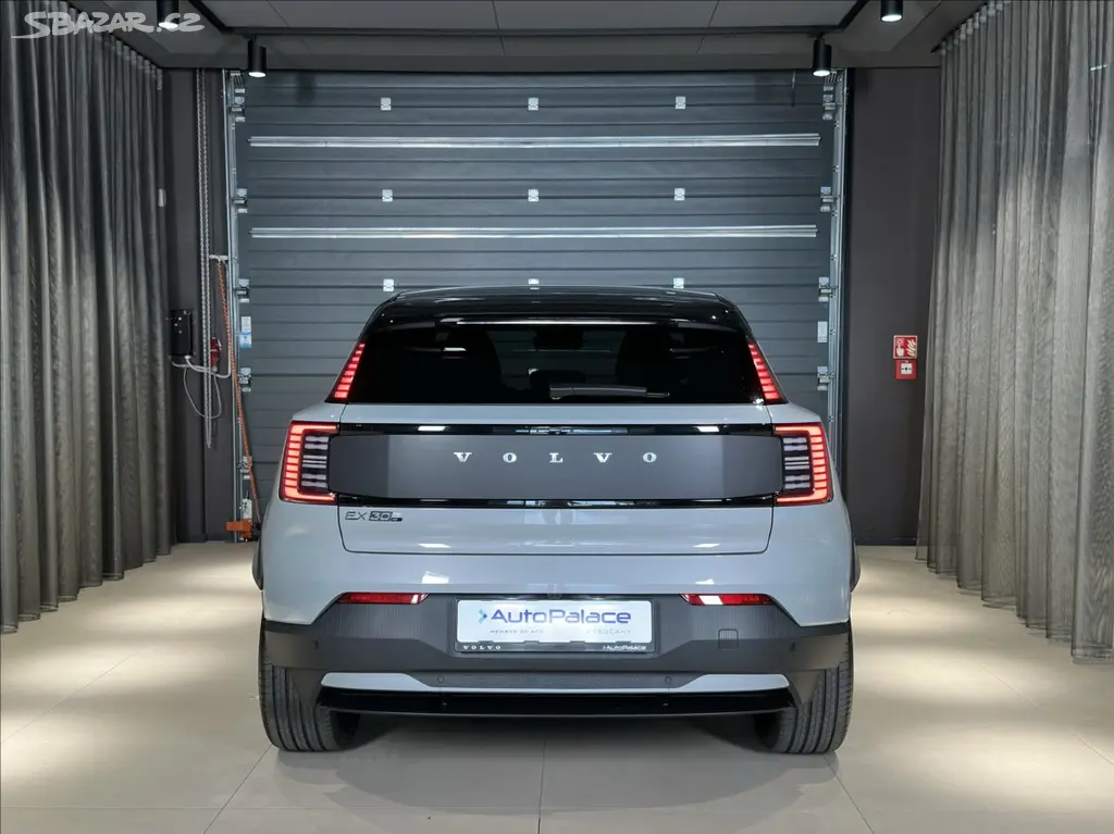 Volvo EX30, P8 AWD Ultra Cross Country - fotka 5