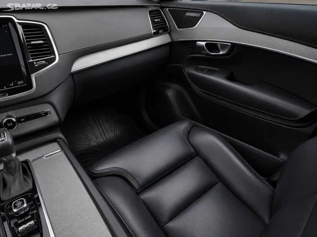 Volvo XC90, D5 AWD Inscription SERV VOLVO - fotka 5