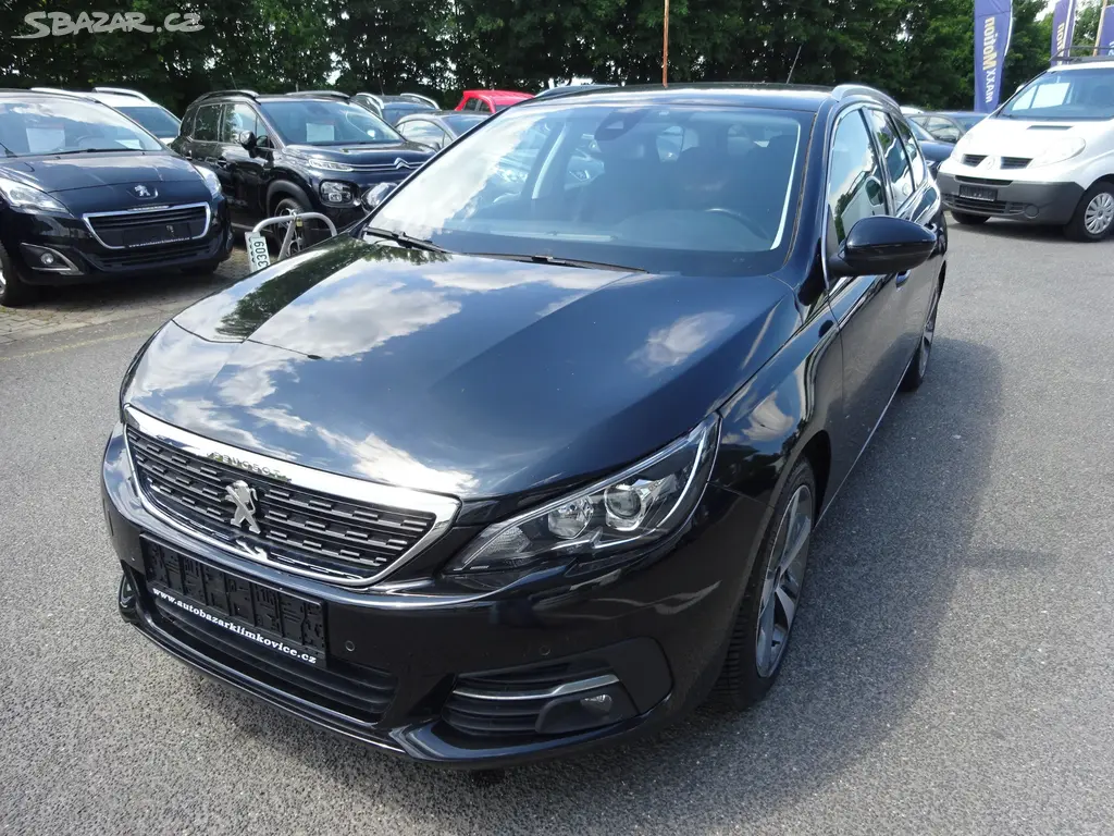 PEUGEOT 308 1,2 PureTech, GARANCE KM, 1 MAJITEL