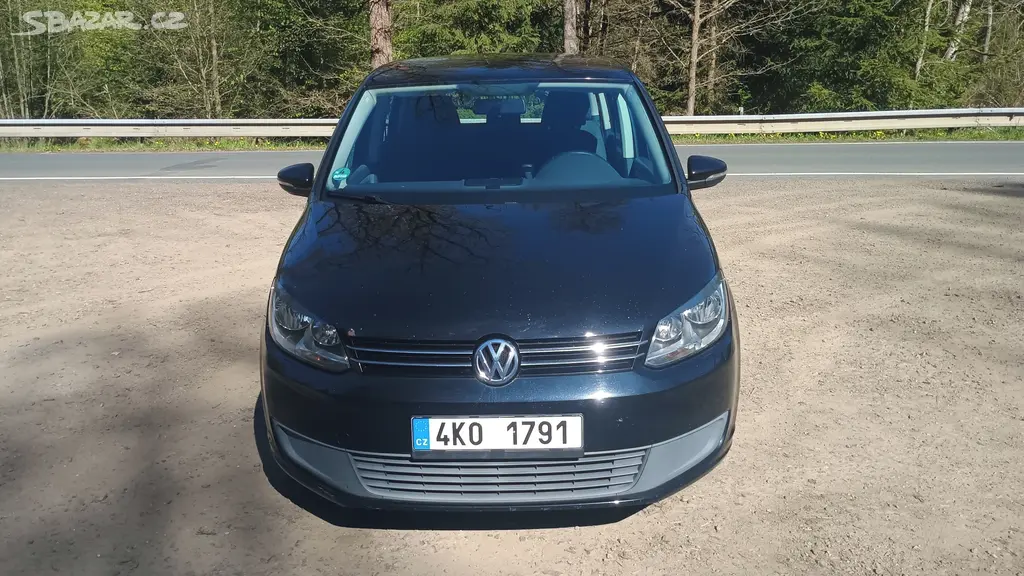 Volkswagen Touran - fotka 2