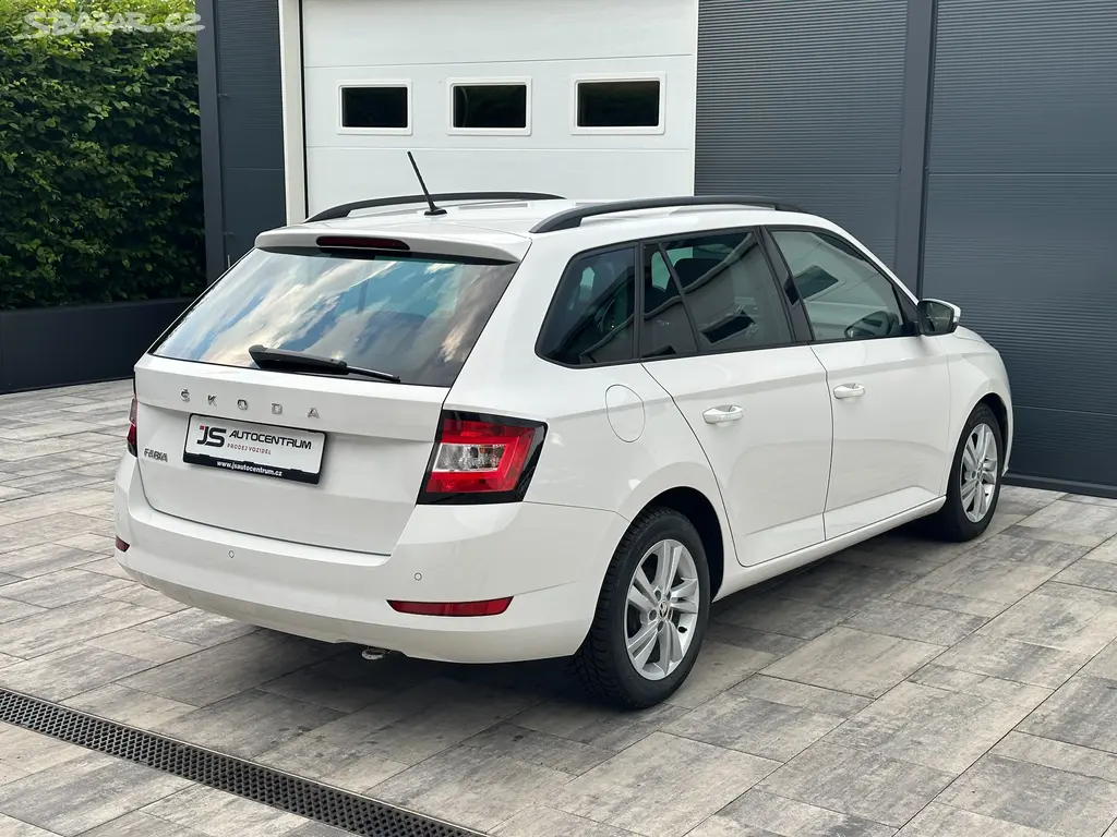 Škoda Fabia 1.0i TSI 95PS Kombi Ambition Top - fotka 4