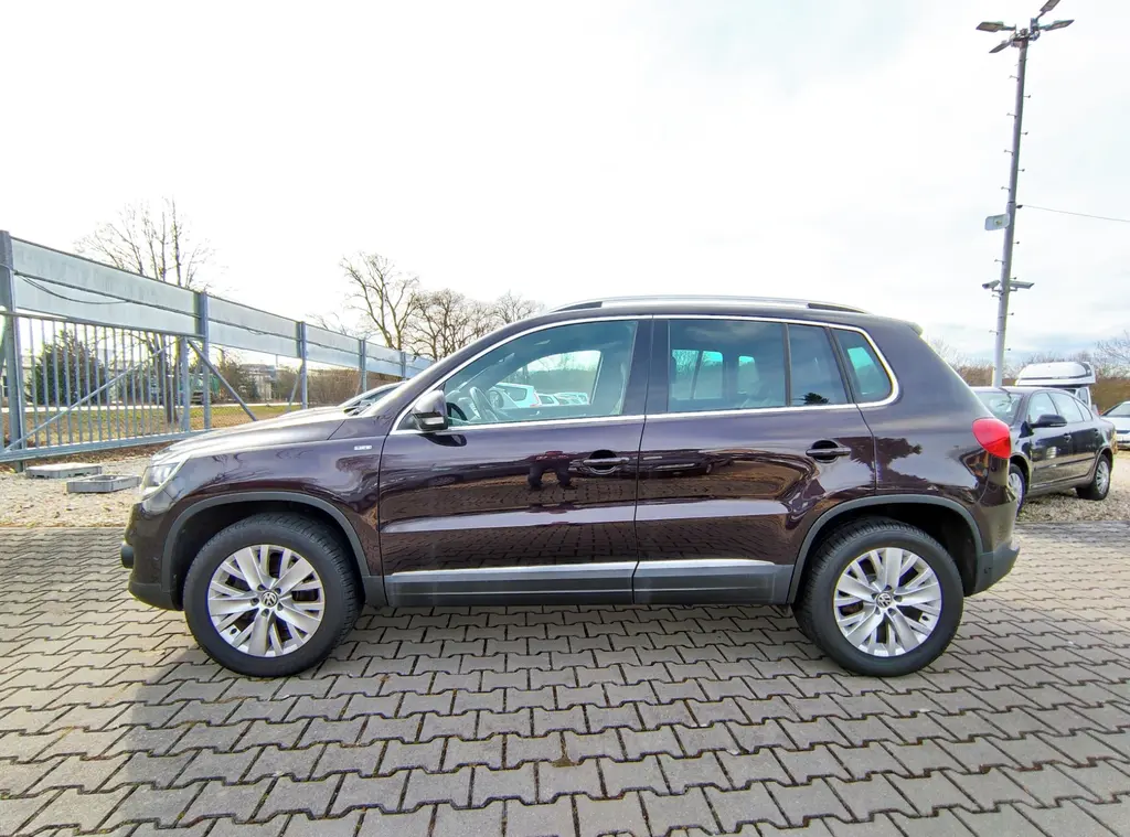 VW TIGUAN 2.0 TDi 130KW 4x4 SPORT LIFE,ALU,ZÁVĚS - fotka 4