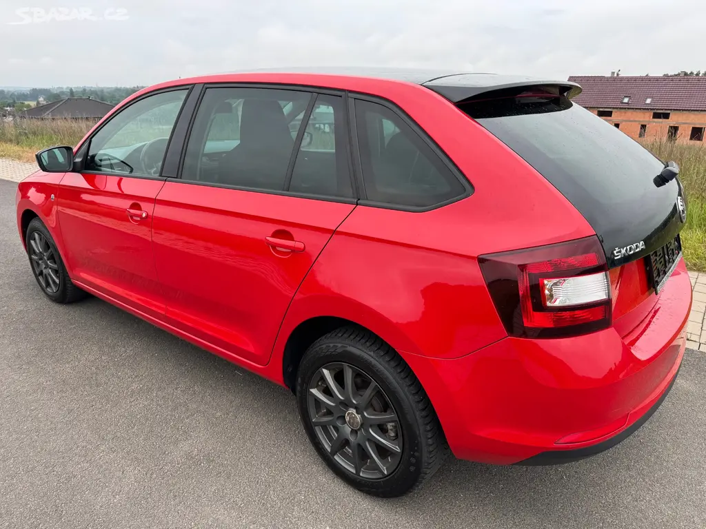 Škoda Rapid Spaceback 1.2 TSI alu - fotka 6