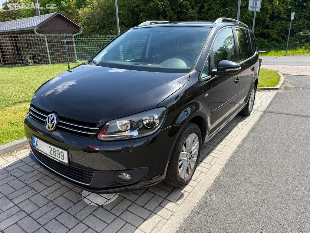 Volkswagen Touran 2014, LIFE, 1.4 TSI, 142.718 km - fotka 2