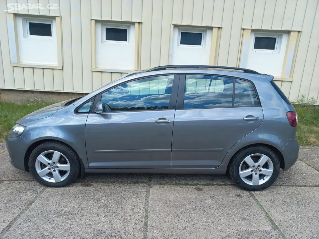 Volkswagen Golf 5 PLUS 1.2TSI 77kW šedá, ALU KOLA - fotka 5