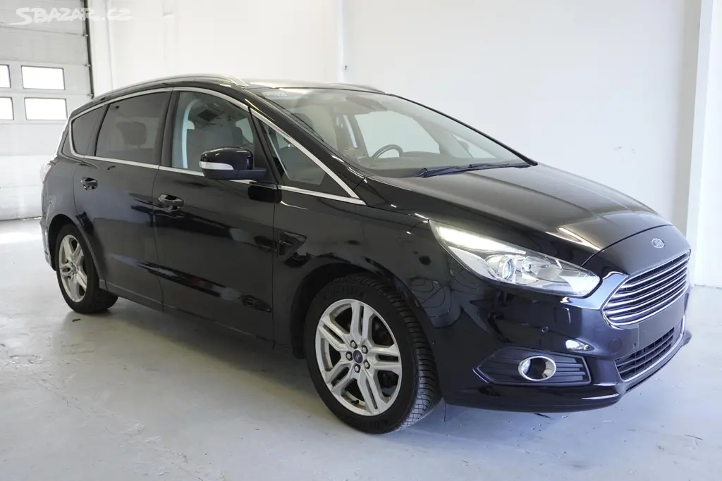Ford S-MAX, 2.0 ECOBOOST,7MÍST,138 000KM! - fotka 3