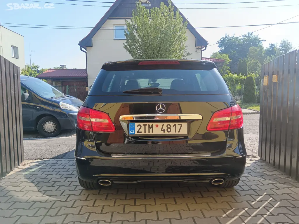 Mercedes Benz třídy B 180CDI - fotka 5