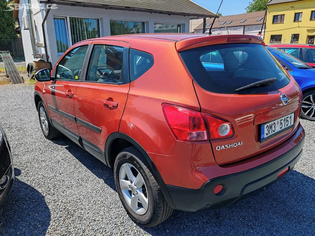 Nissan Qashqai1.6 - fotka 2