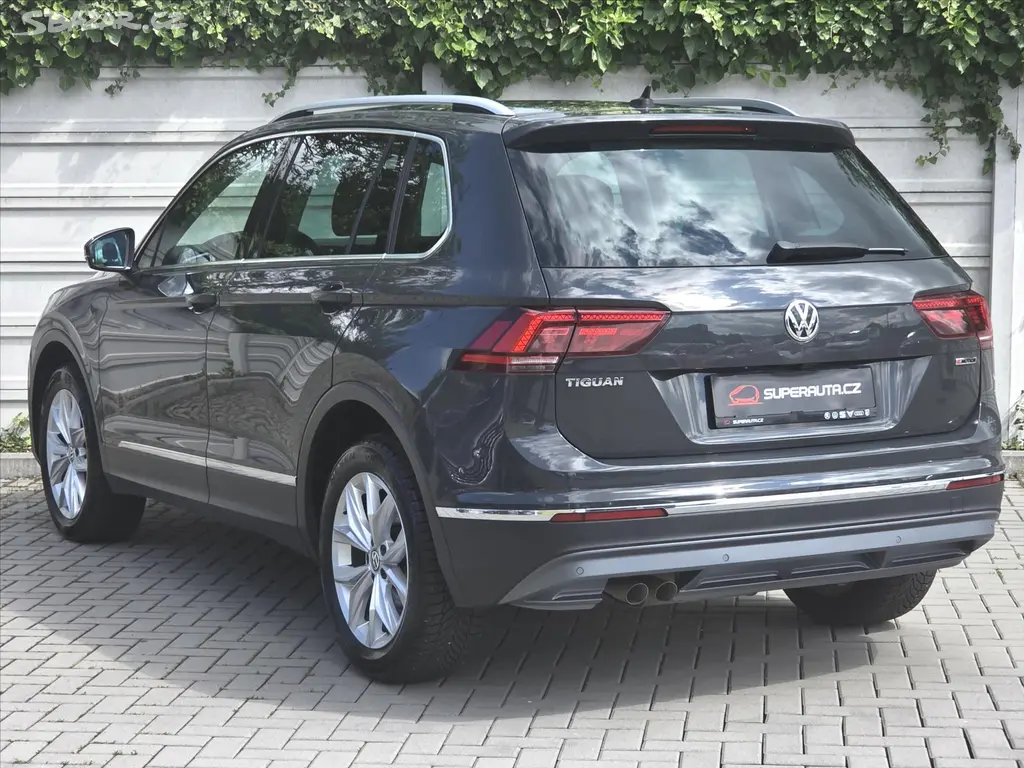 Volkswagen Tiguan, 2,0 TDi 4Mot DSG Highline ČR 1 - fotka 4