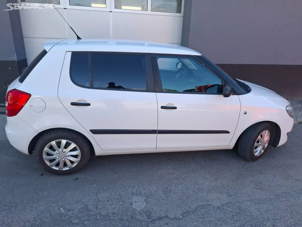 FABIA II 1.6TDi r.12, BEZ KOROZE, PO SERVISE, CENA - fotka 5