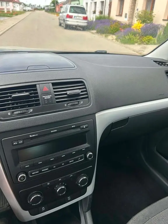 Škoda Yeti 1,2 tsi - fotka 6