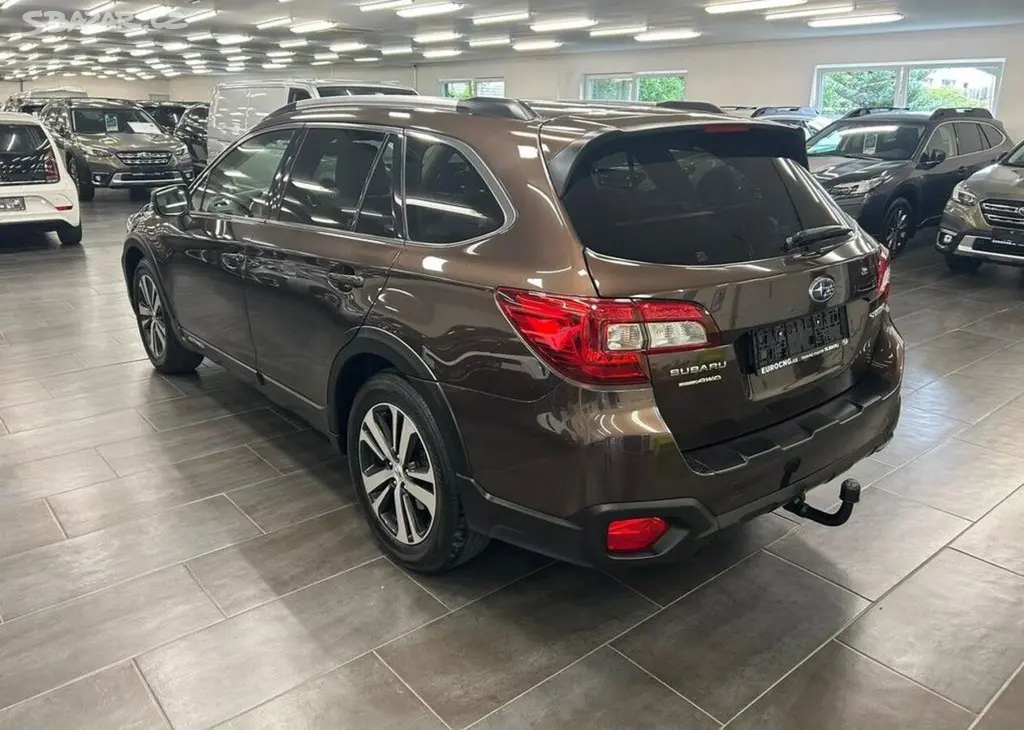 Subaru Outback 2.5 Executive 2018 | Záruka - fotka 4