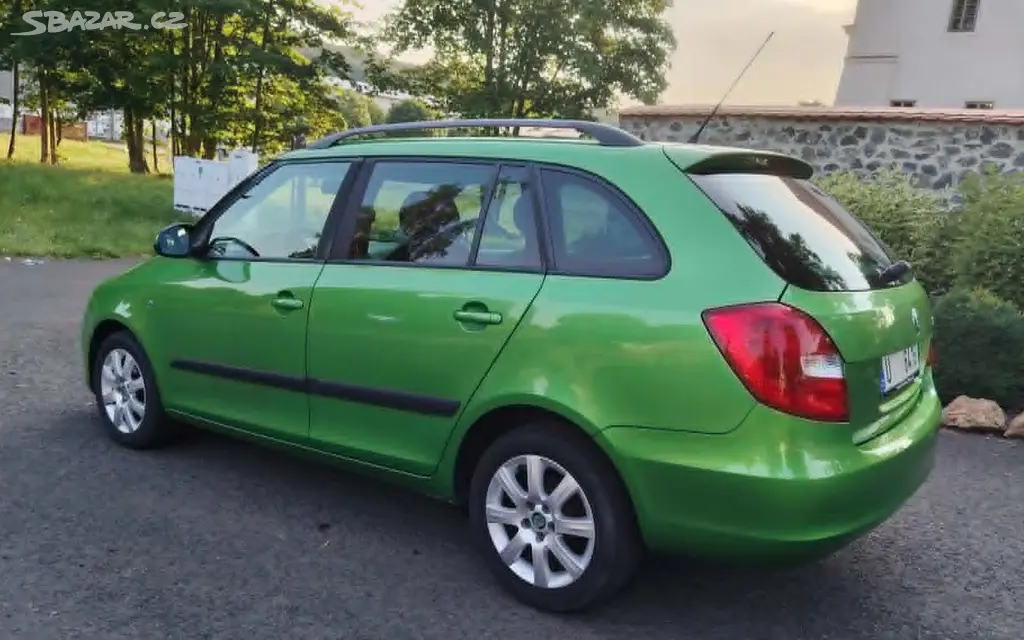 prodám Škodu Fabii 2 kombi 1.2 TSI 63kw ,r.v. 2012 - fotka 2