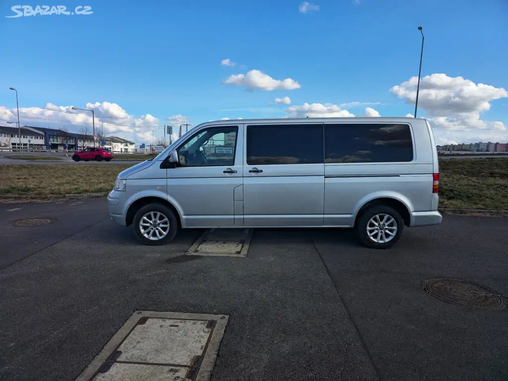 VW T5 Caravelle 1.9, 75kw, 9míst,LONG 2x šoupačky - fotka 6