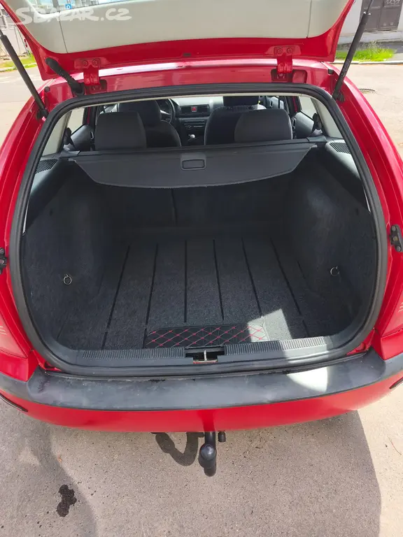 Škoda Octavia combi - fotka 6