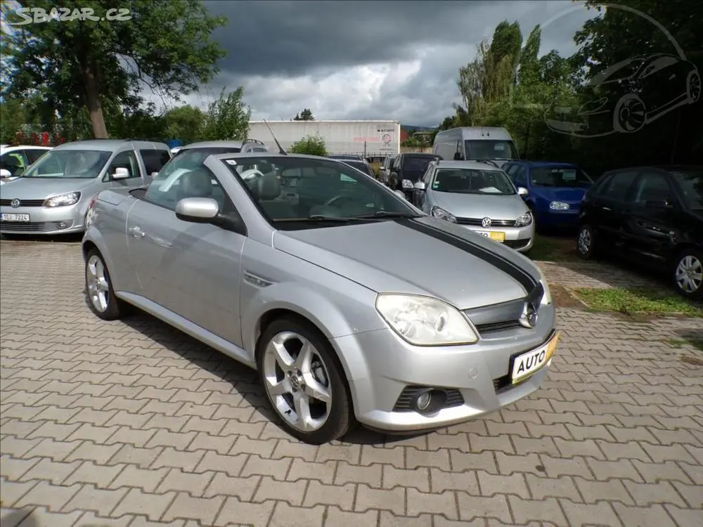Opel Tigra 1,4 16V KLIMATIZACE