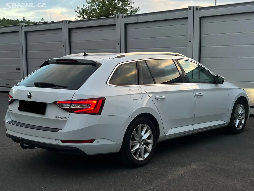 Škoda SUPERB III COMBI TDi 2017 DSG LZE NA SPLÁTKY - fotka 4