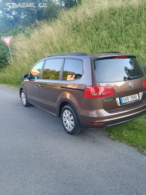 Volkswagen Sharan 2,0 TDI 103kW provozovaný ČR - fotka 5