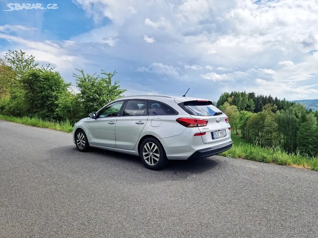 Hyundai i30 1,4 GO - fotka 4