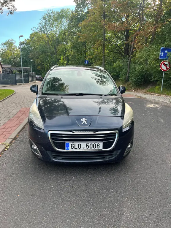 Peugeot 5008 2.0 hdi 110kw, 242xxx , panorama - fotka 3