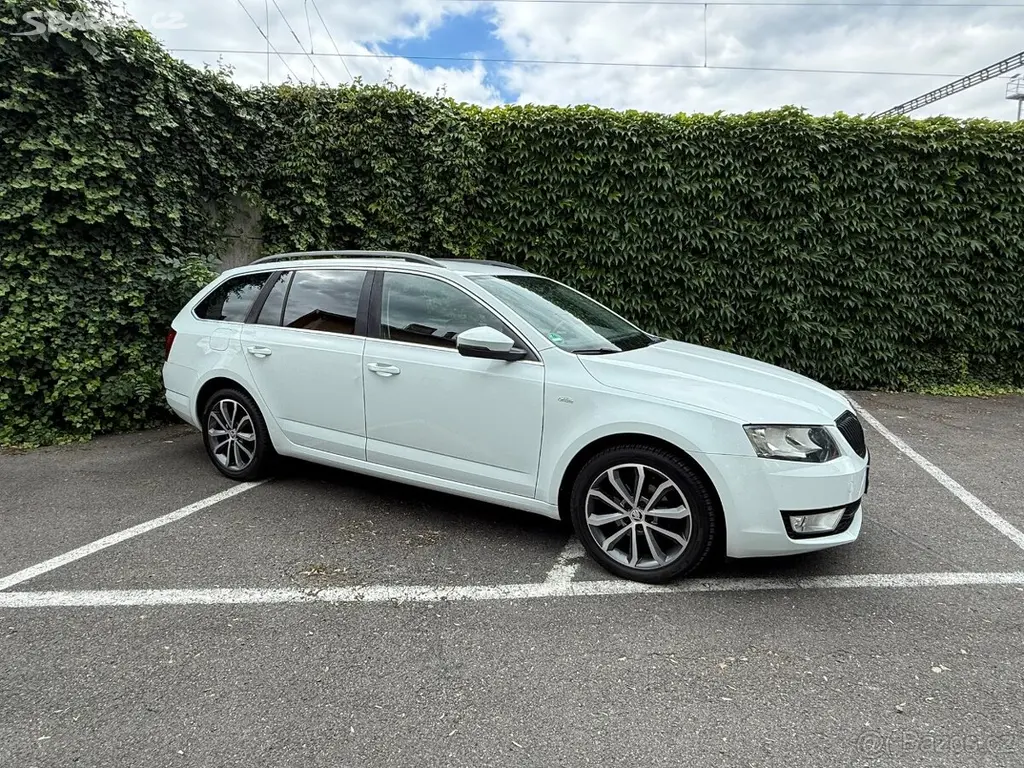 Škoda Octavia III 1.6TDi 81Kw/110Ps/Edition/Alu17 - fotka 3