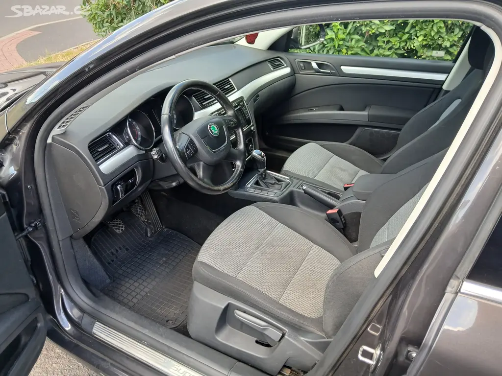 Škoda Superb Com 2.0 TDI 125kW DOBRÁ CENA! - fotka 5