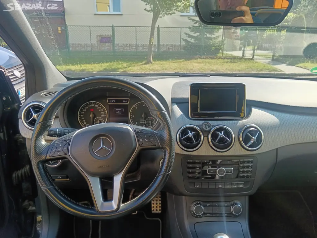 Mercedes Benz třídy B 180CDI - fotka 4