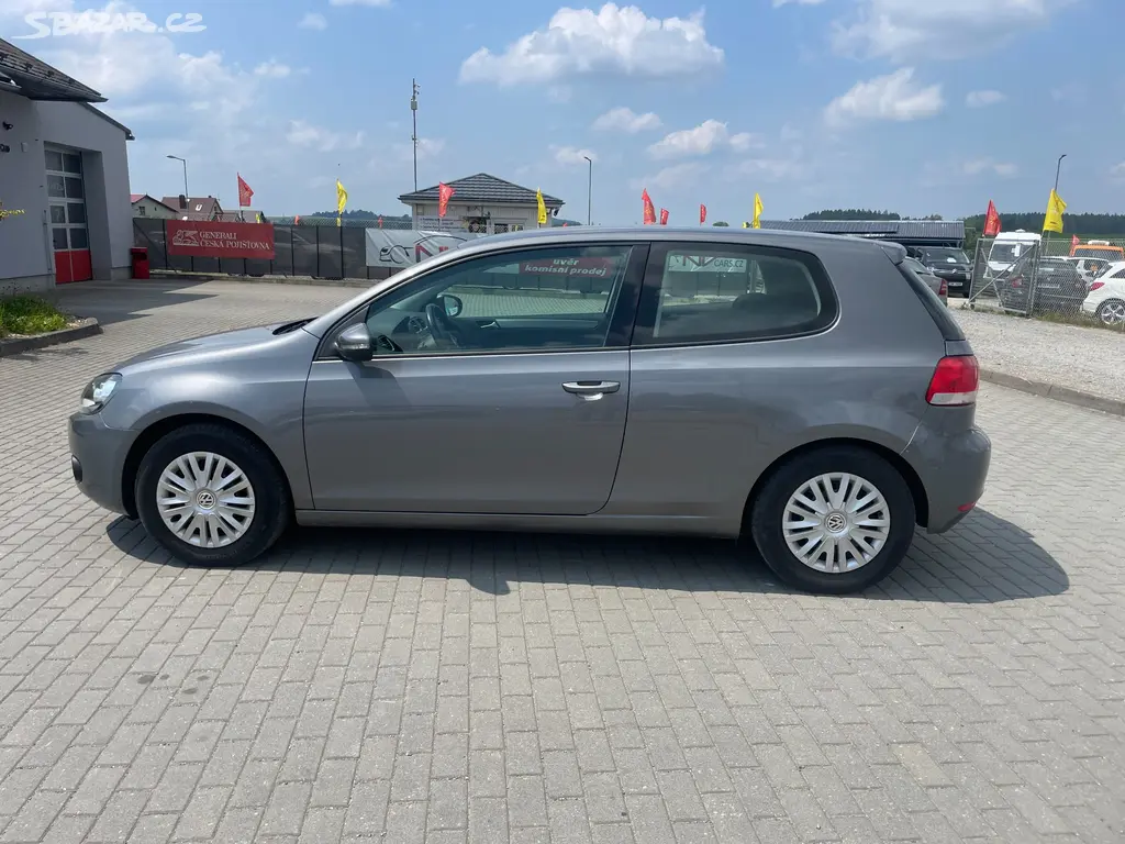 Volkswagen Golf 1,4 MPi 59kw Klima ESP 2009 - fotka 2