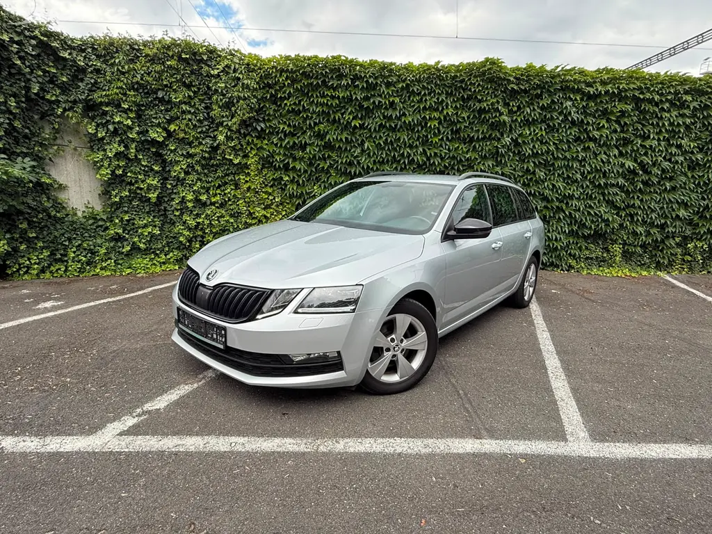 Škoda Octavia 3 STYLE 2.0TDI DSG/Virtual//2021