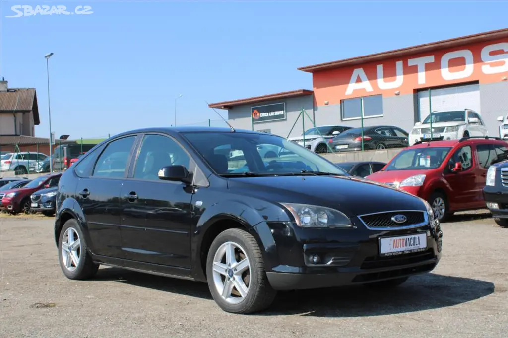 Ford Focus, 1,8 i STK 11/2027, VÝHŘEVY - fotka 3