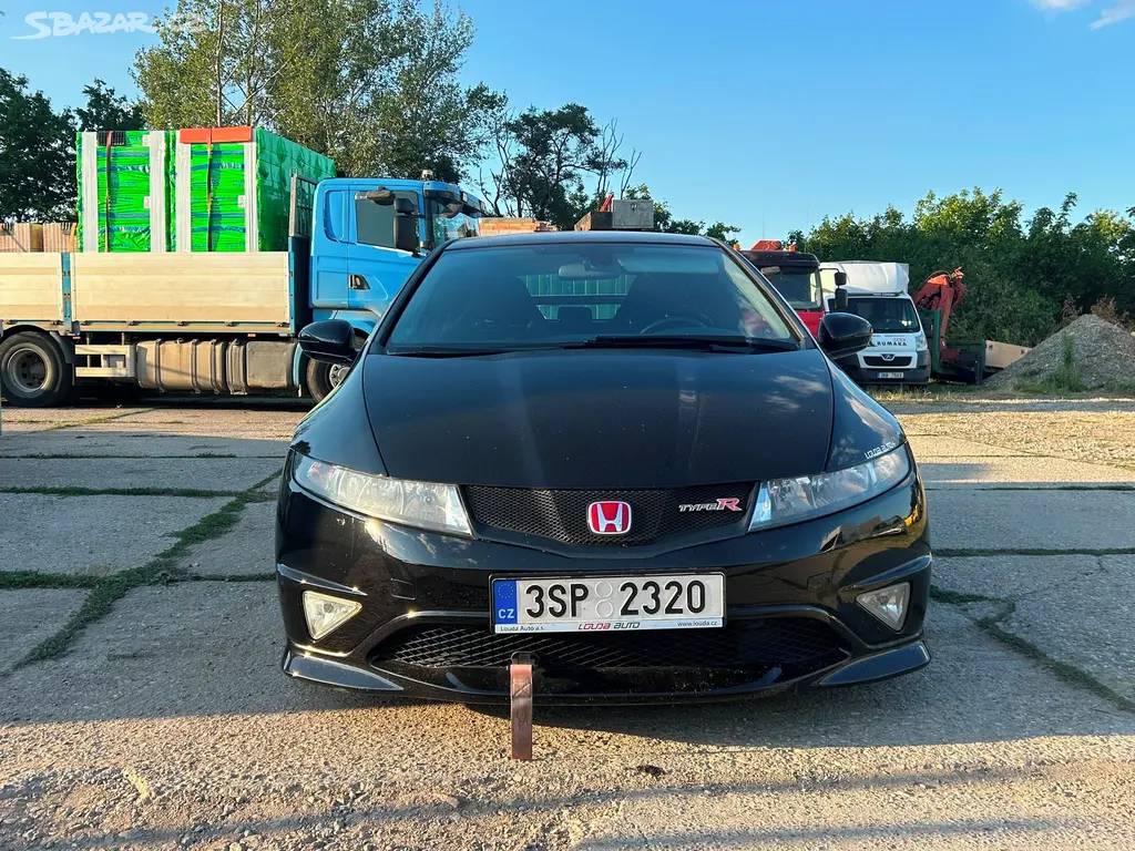 Sport Type R vzhled HondaCivic2.2i-CTDi,2008,103kw - fotka 5