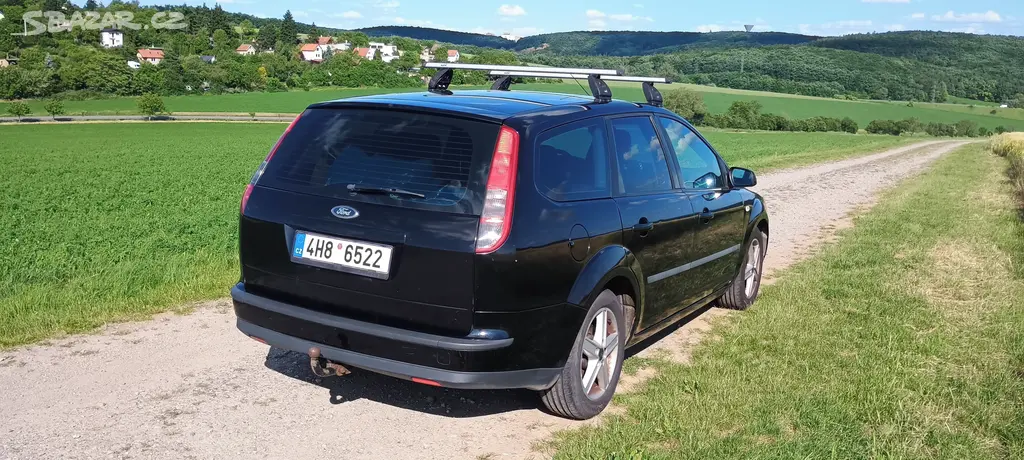 Ford Focus Kombi 1.6 Ti-VCT SPORT - fotka 5