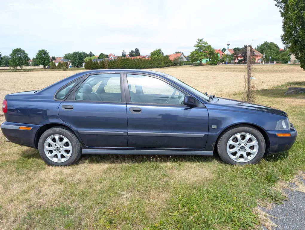 Volvo S40 1.9D - fotka 4