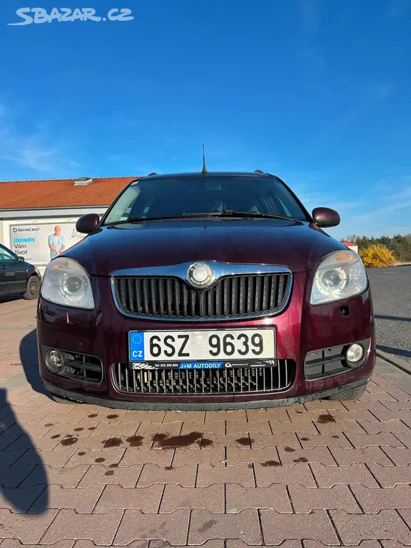Škoda Roomster 1.9 TDi r.2009 - fotka 3
