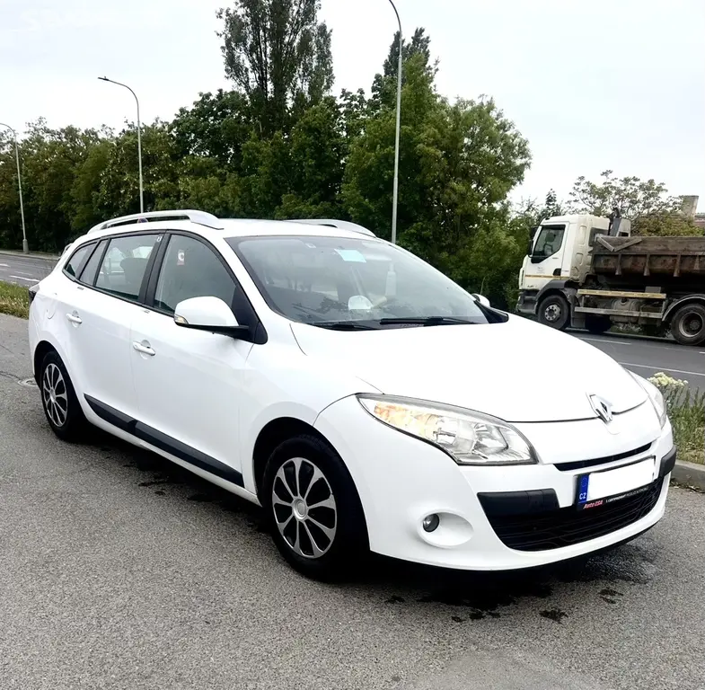 AUTO i pro Autoškolu - fotka 4