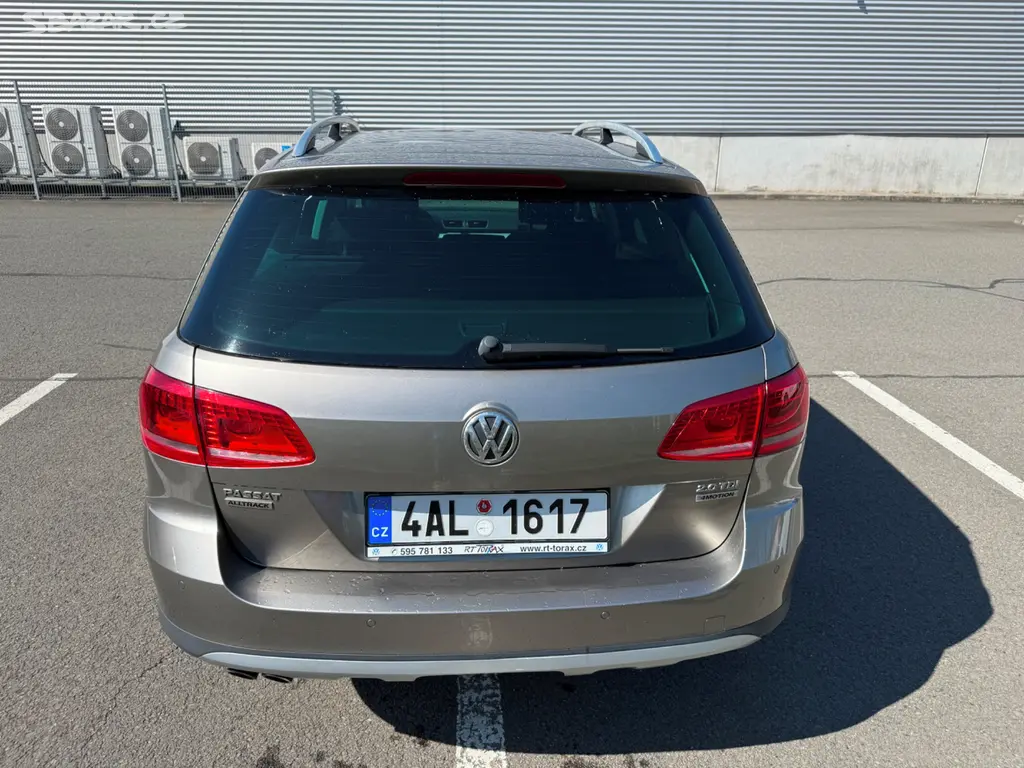 VW PASSAT B7 ALLTRACK 2,0 TDi 103kW - 1.majitel - fotka 4