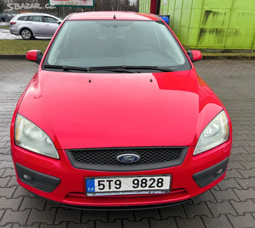 FORD FOCUS II 1,6 TDCi 66kW - 2. majitel ČR - fotka 6