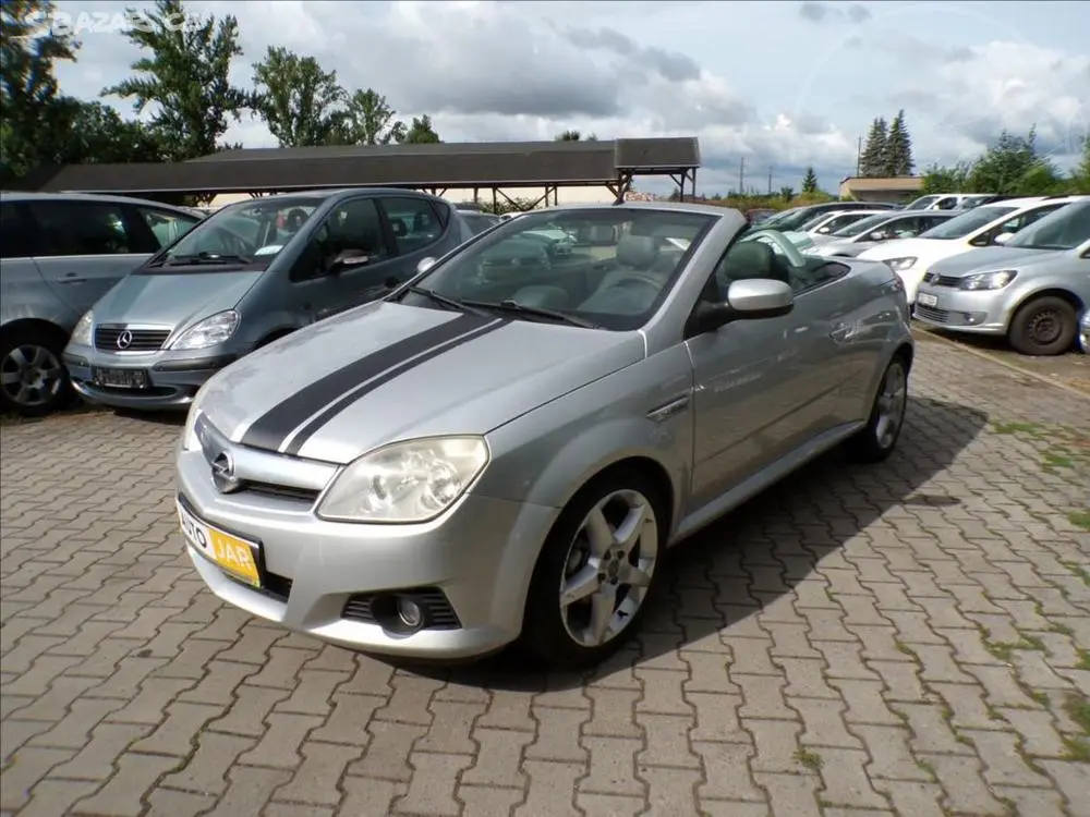 Opel Tigra 1,4 16V KLIMATIZACE - fotka 2