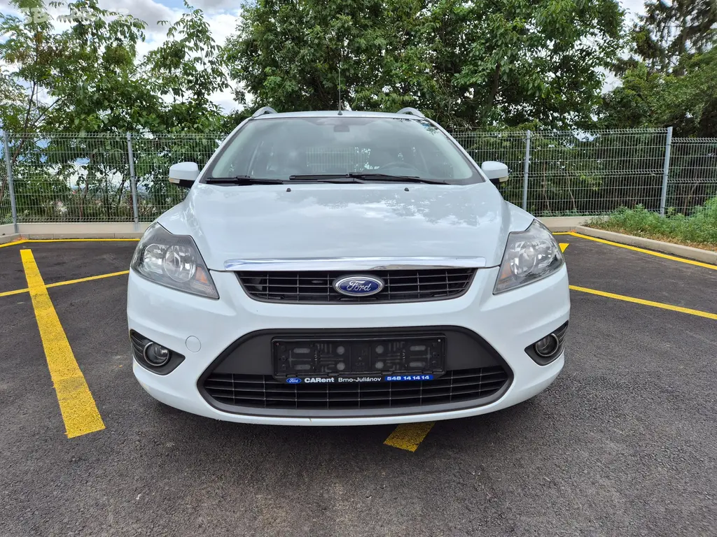 Ford Focus Combi 1.6 16v Style - fotka 6
