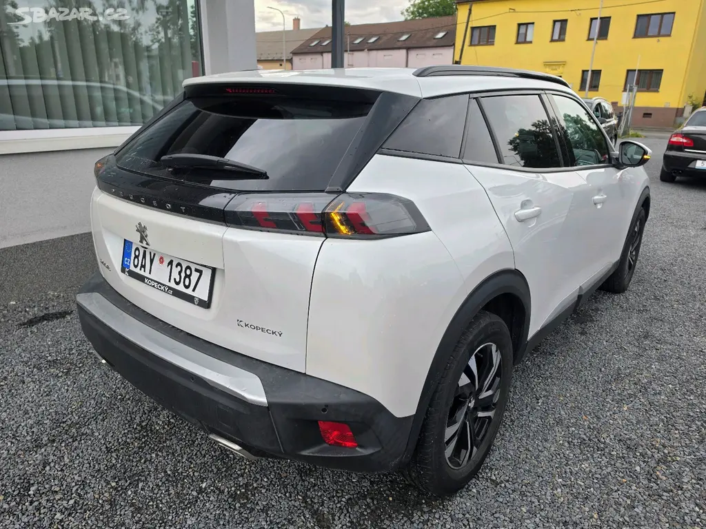 Peugeot 20081.2 T 96KW 54tkm - fotka 3