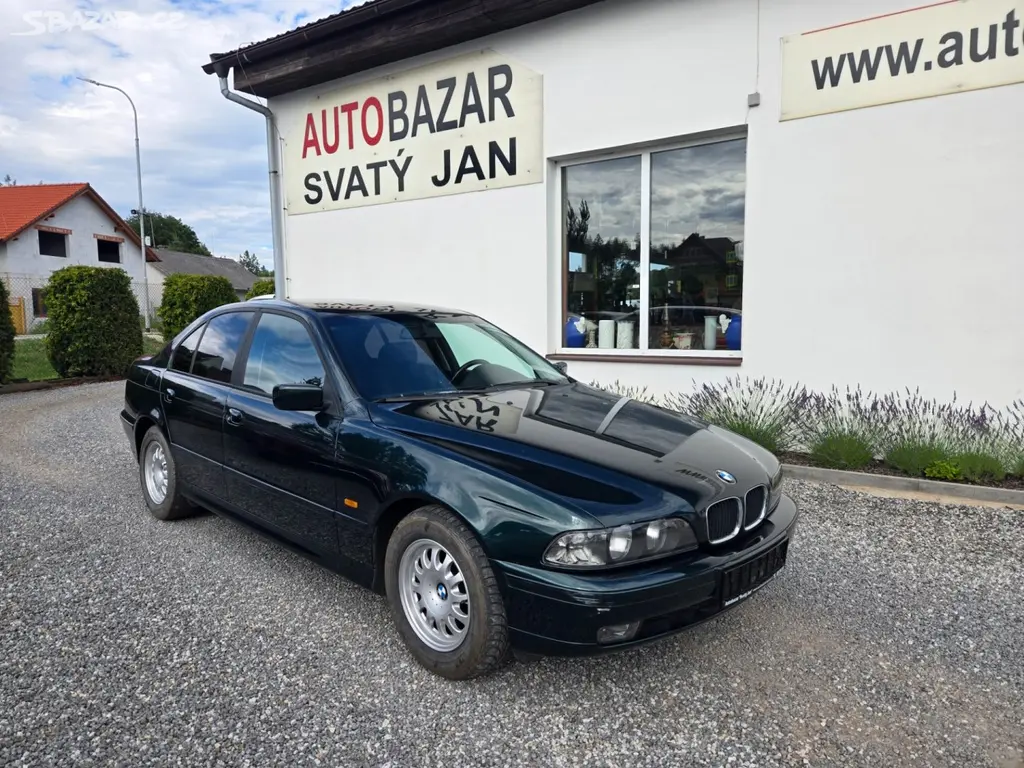 BMW Řada 5, 2.0 i Serviska