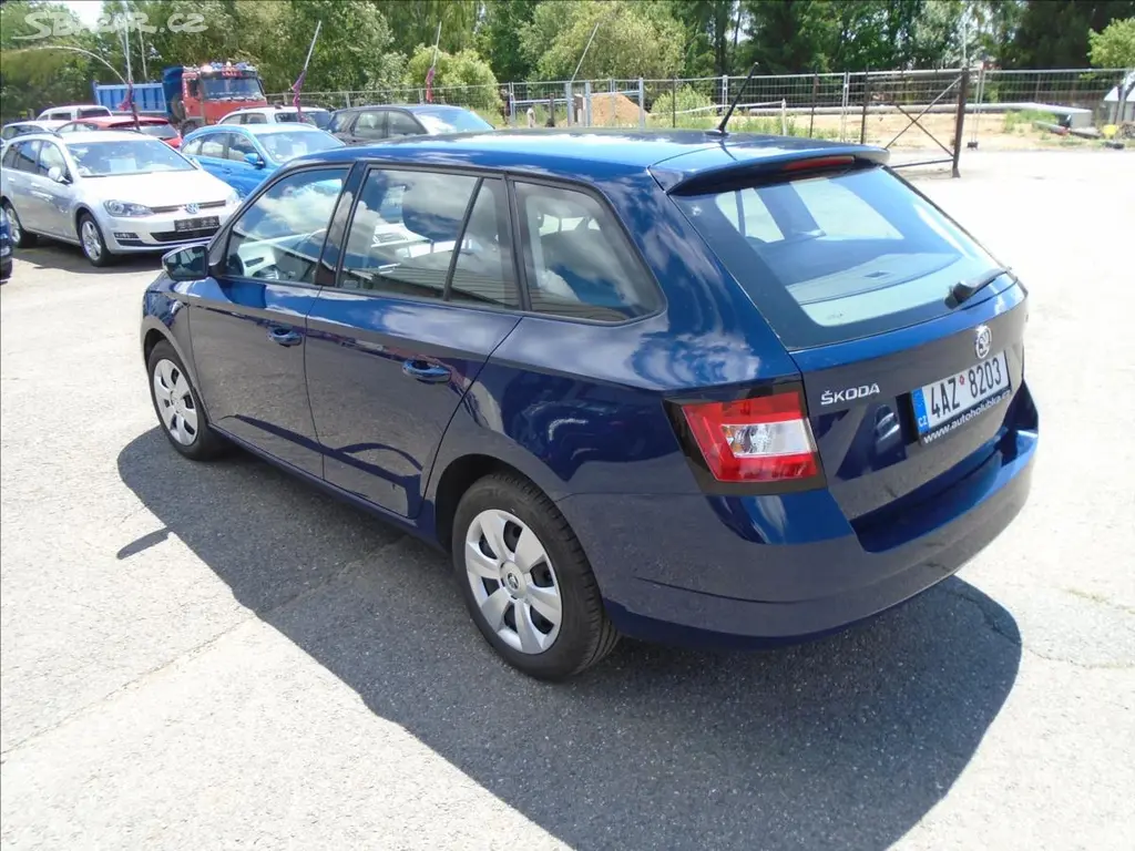 Škoda Fabia, 1,0 - fotka 4