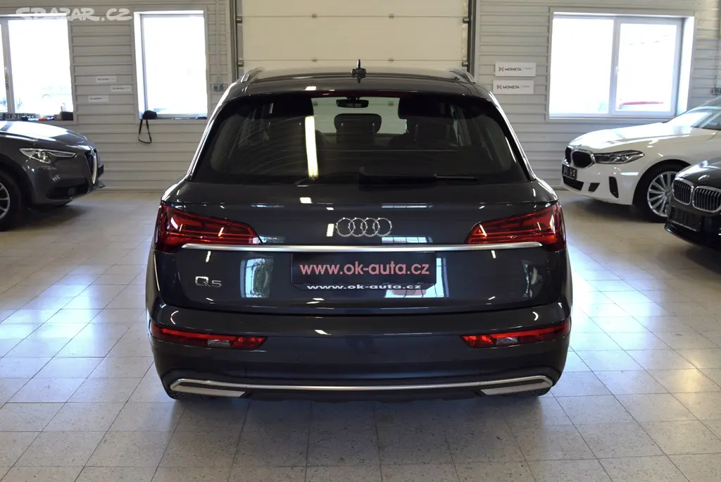 Audi Q5, 2.0 35 TDI BUSINESS LED 2022 - fotka 6