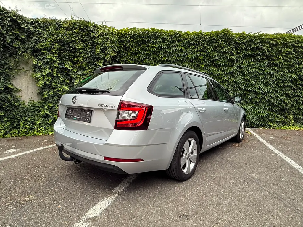 Škoda Octavia 3 STYLE 2.0TDI DSG/Virtual//2021 - fotka 6