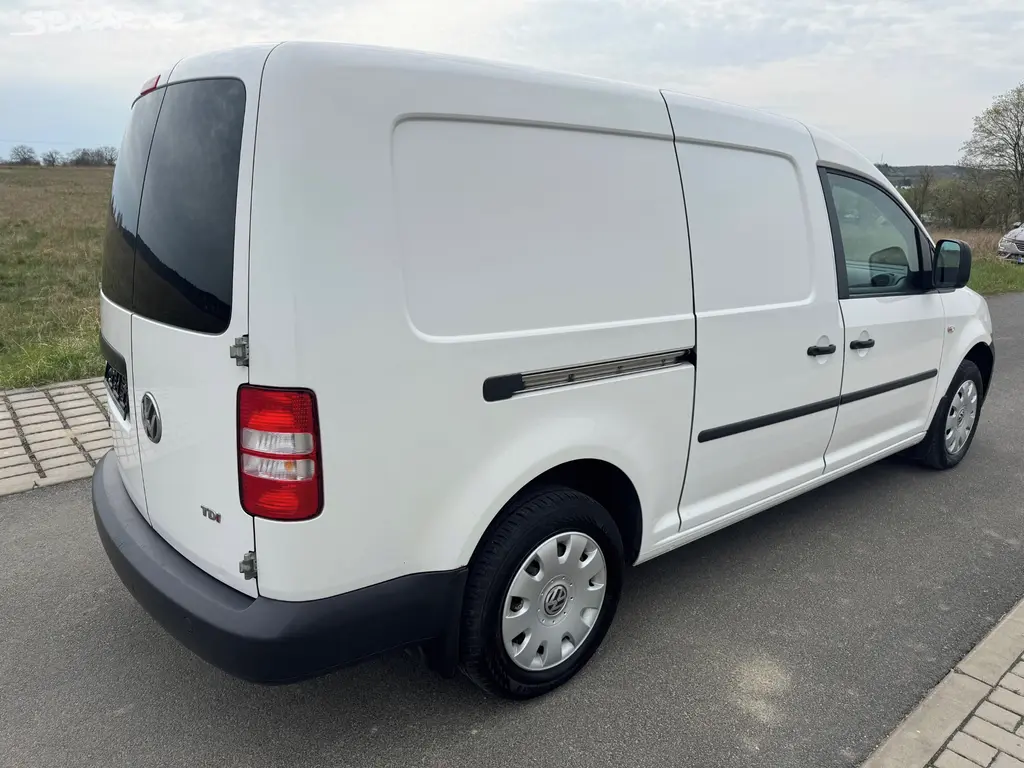 Volkswagen Caddy MAXI 1.6 TDI - fotka 4