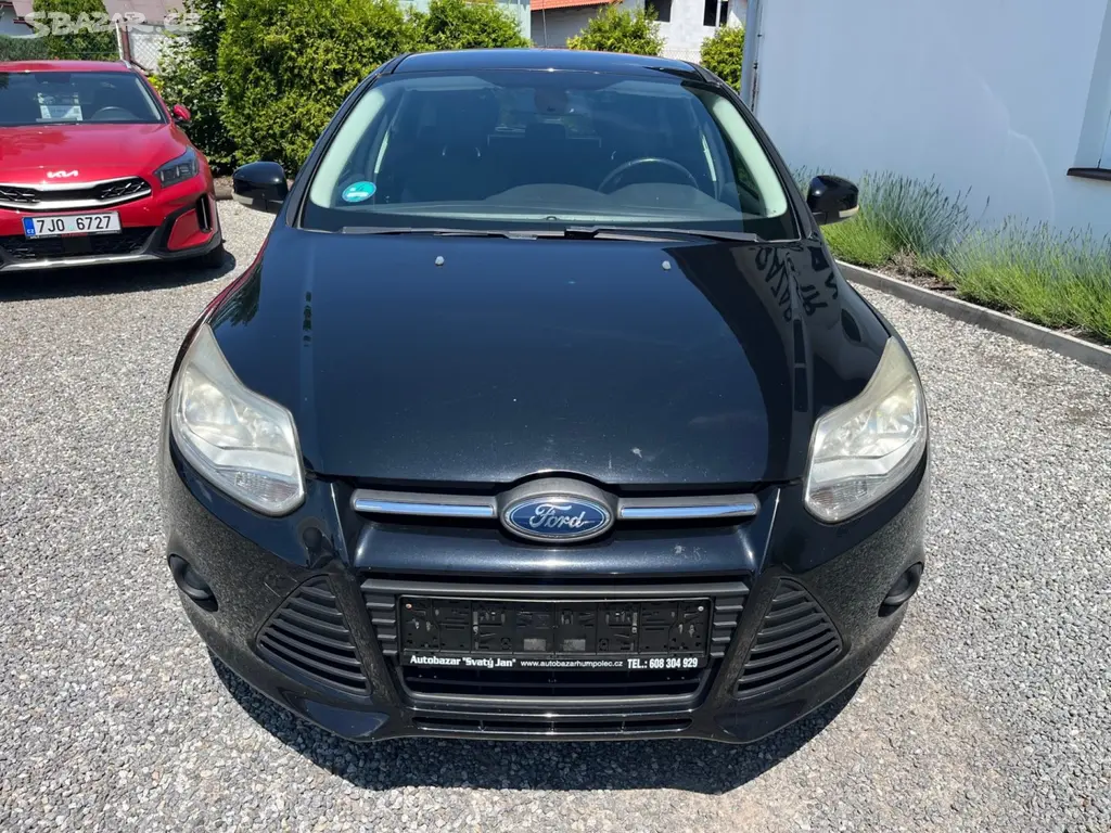 Ford Focus, 1.6 i - fotka 6
