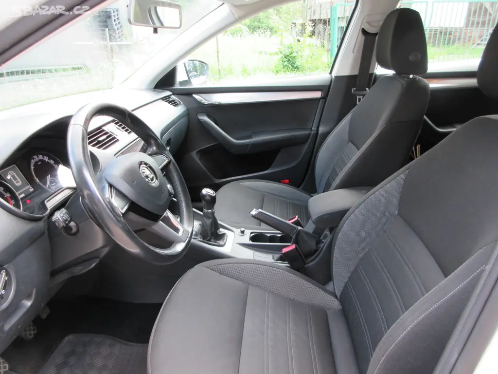 Škoda Octavia III 1.6 TDi 85 Kw, Navi, Nové v ČR - fotka 5