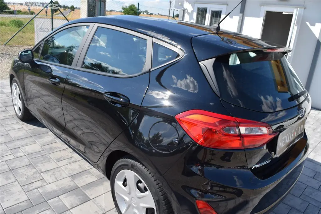 Ford Fiesta, 1,0 i 73KW AUTOMAT NÍZKÉ KM - fotka 6