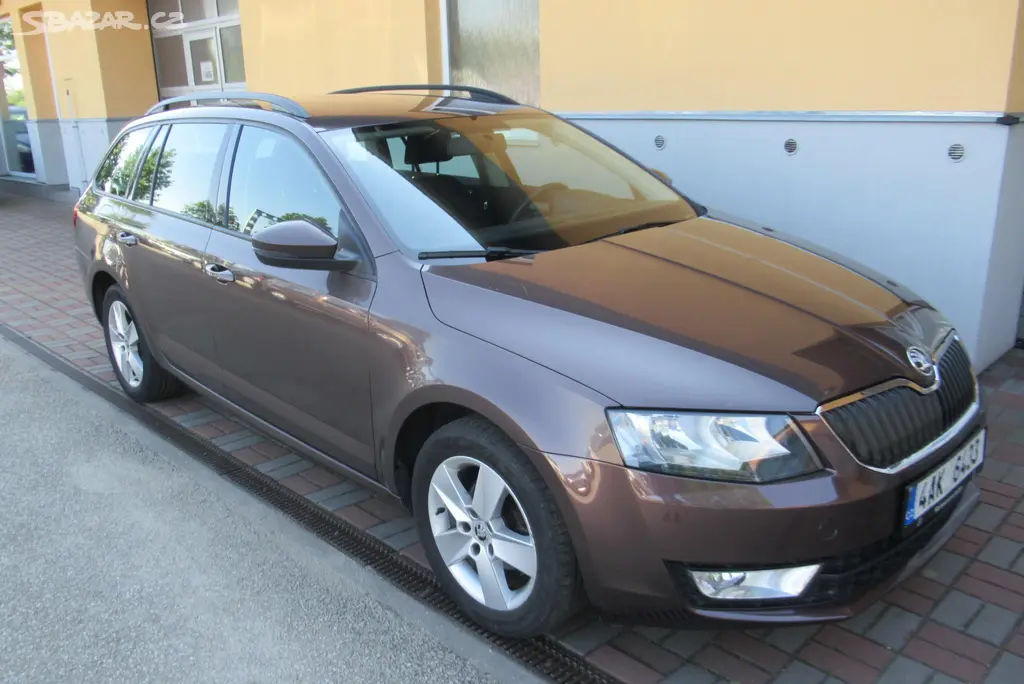 Škoda Octavia, 1.6 TDI 4x4 KLIMA TAŽNÉ ČR