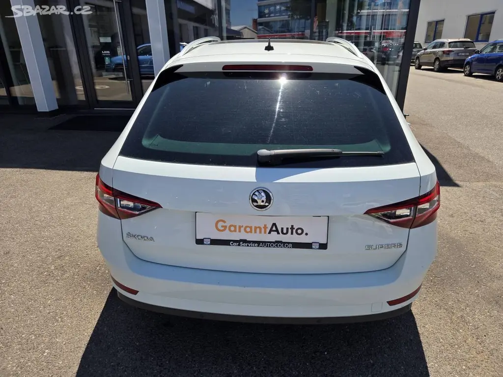 Škoda Superb, 1.4 TSI Style Plus - fotka 5